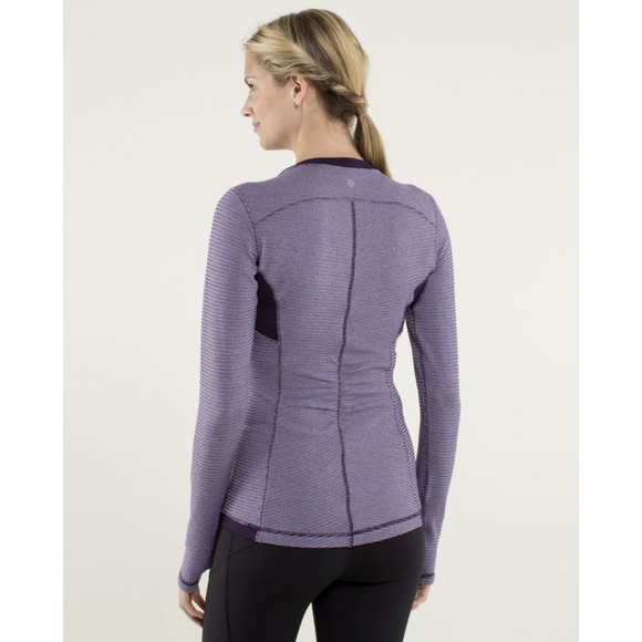 Lululemon Slim Fit Long Sleeve Runner Top NWOT - Picture 3 of 13